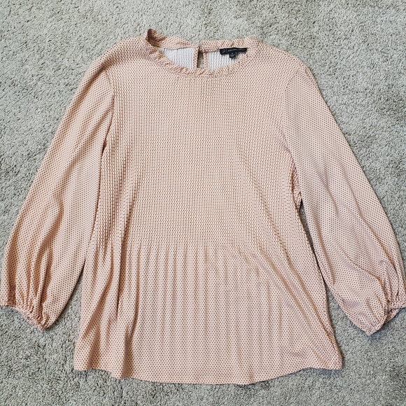 Adrianna Papell Tops - Adrianna Papell Pink Polka Dot Long Sleeve Blouse Top M EUC